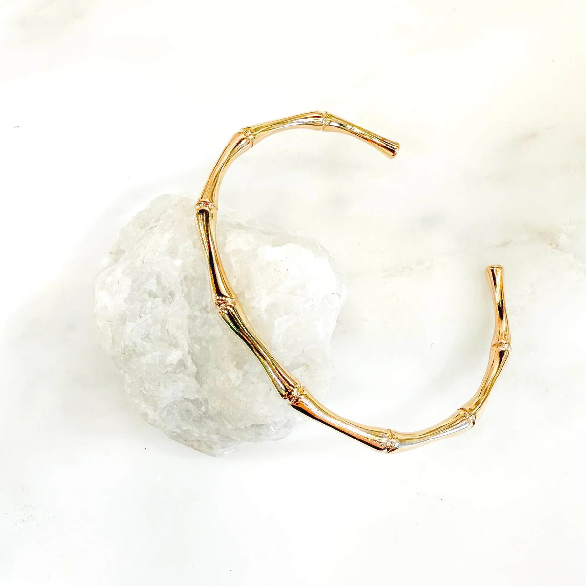 Le Plaqué Or 3 Microns : Au-Delà du Standard, l'Exigence de Qualité BOBART Bijoux